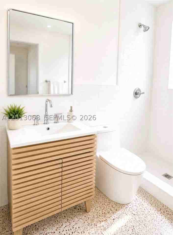 34 Se 1st Ave #B - Photo 6 of 8