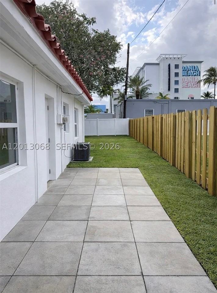 34 Se 1st Ave #B - Photo 7 of 8