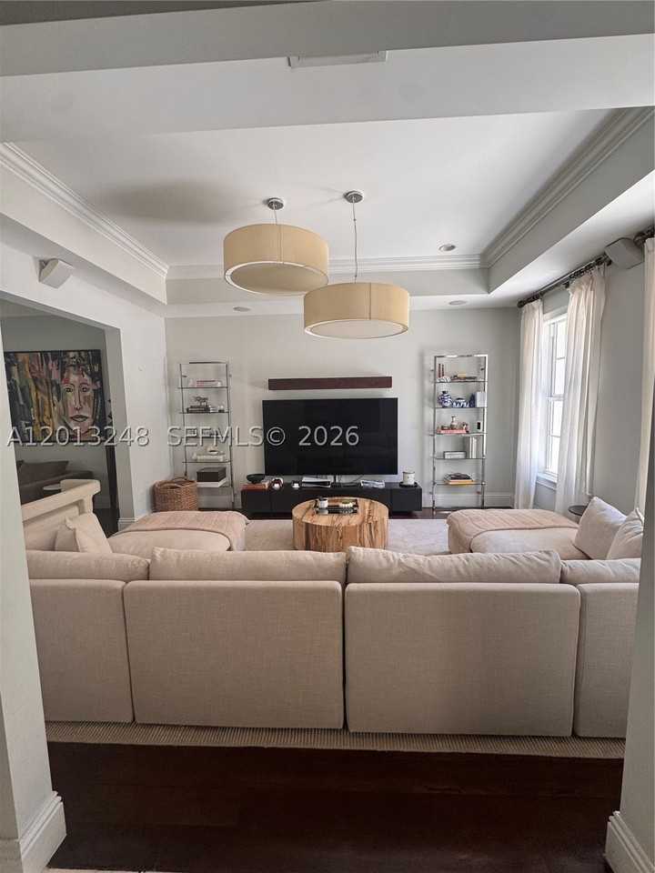 5000 Sw 73rd Ter - Photo 5 of 24
