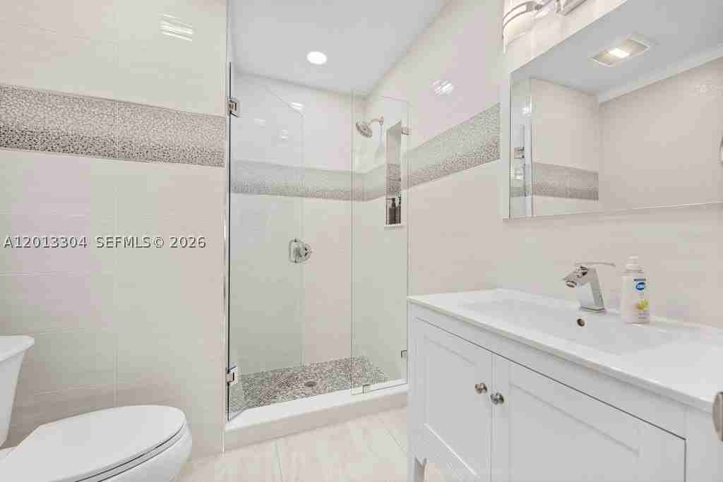 2128 Dock St #0 - Photo 4 of 14