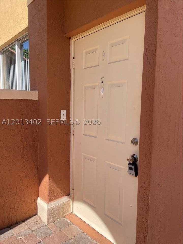 10666 Sw 7th St #2106 - Photo 3 of 22