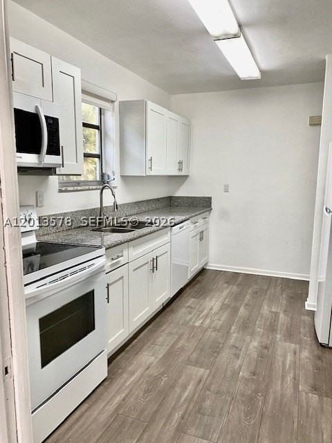 517 Menendez Ave - Photo 7 of 47