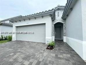 863 Se 26th Ter #0 - Photo 4 of 32