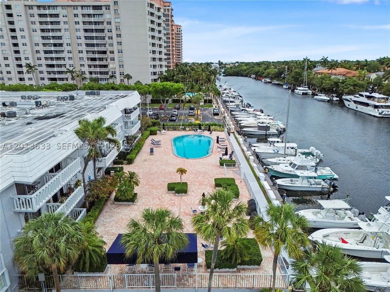 100 Edgewater Dr #204