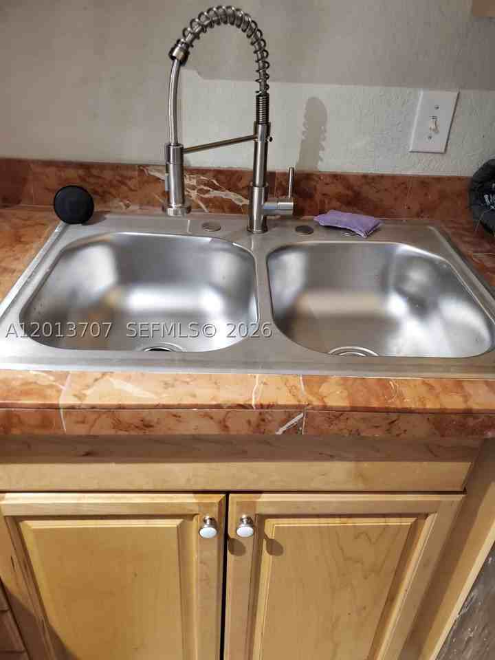3015 Nw 118th Dr #124E - Photo 5 of 5