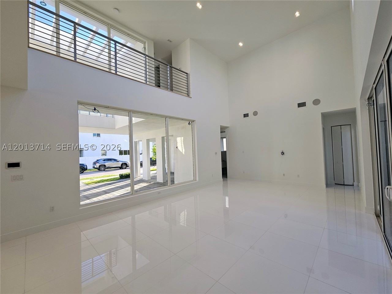 10289 Nw 75th Ter #10289 - Photo 5 of 50