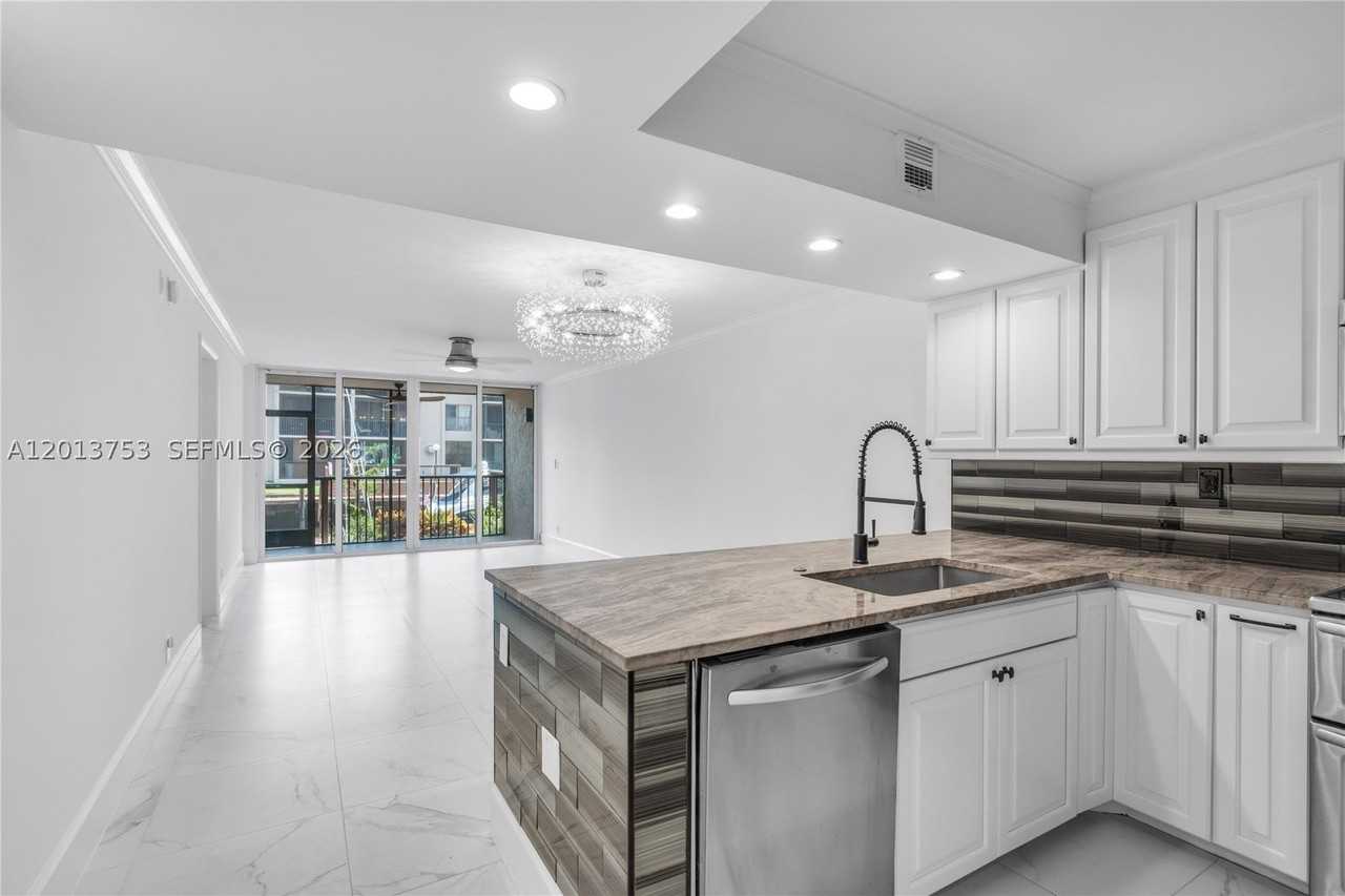 12 Royal Palm Way #103