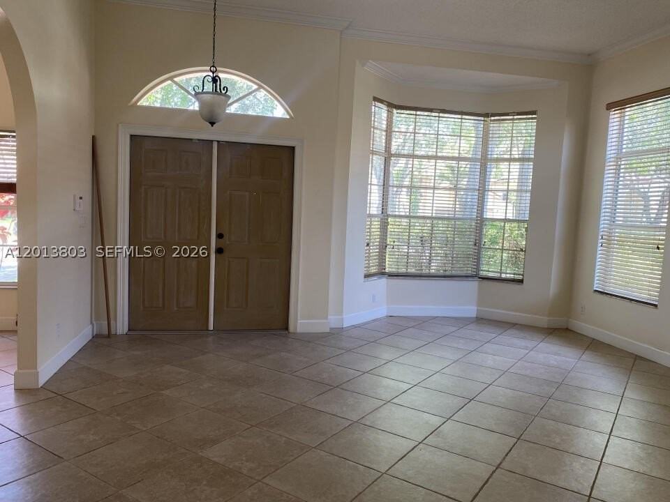 18430 Nw 11th St #1 - Photo 6 of 8