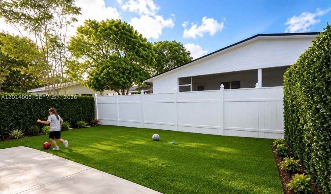 953 Sw 16th St - Photo 3 of 7
