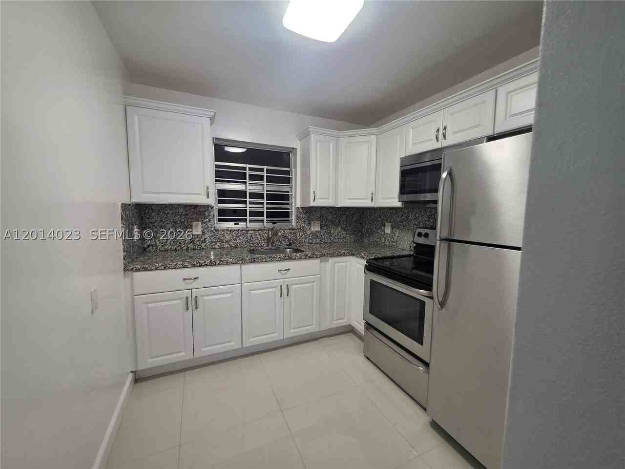 19080 Ne 3rd Ct #314 - Photo 5 of 8