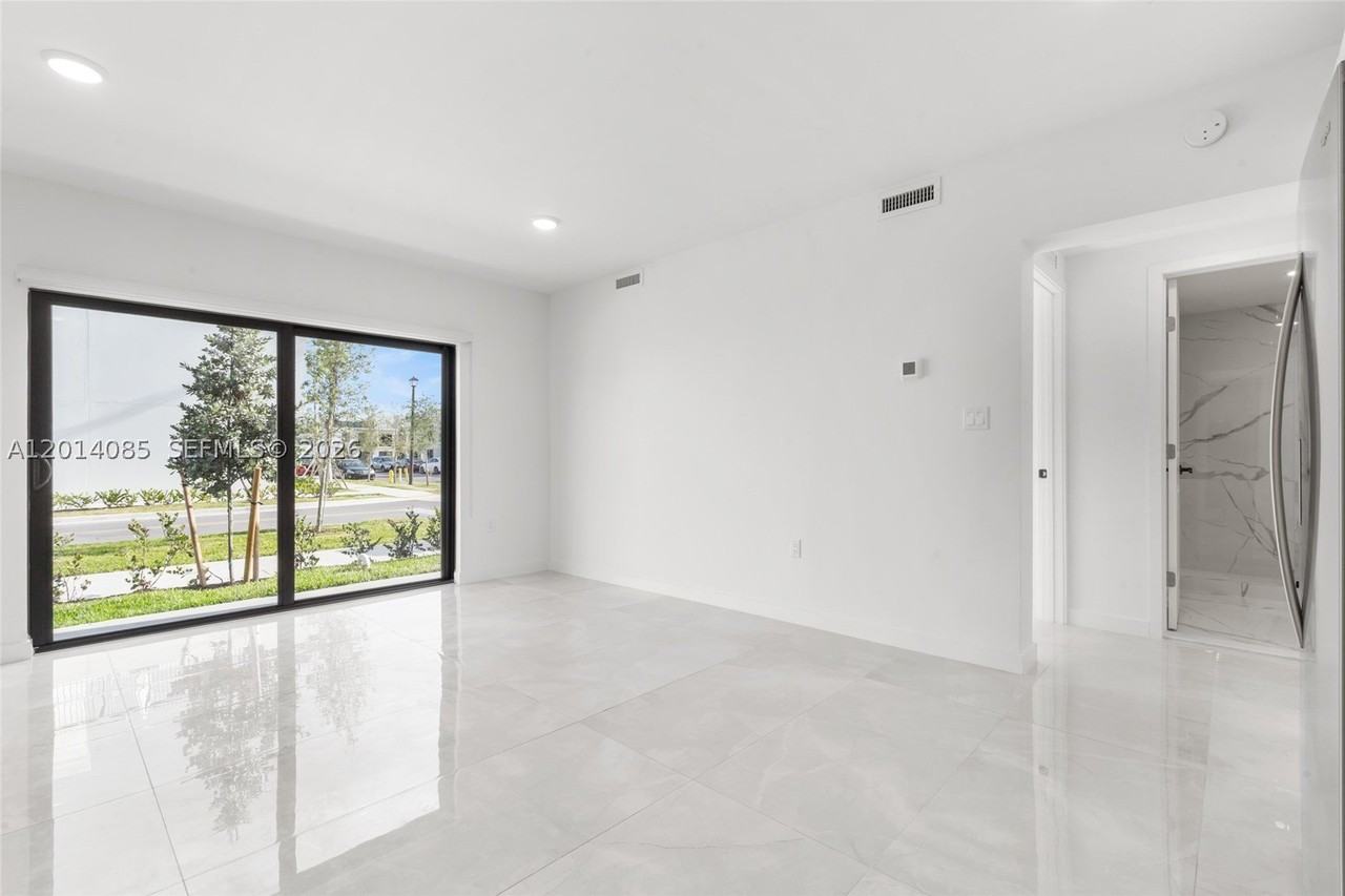 14584 Sw 261st Ter #1 - Photo 6 of 16
