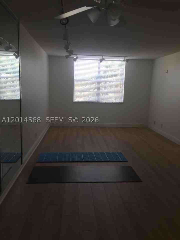 3910 Crystal Lake Dr #201 - Photo 5 of 23