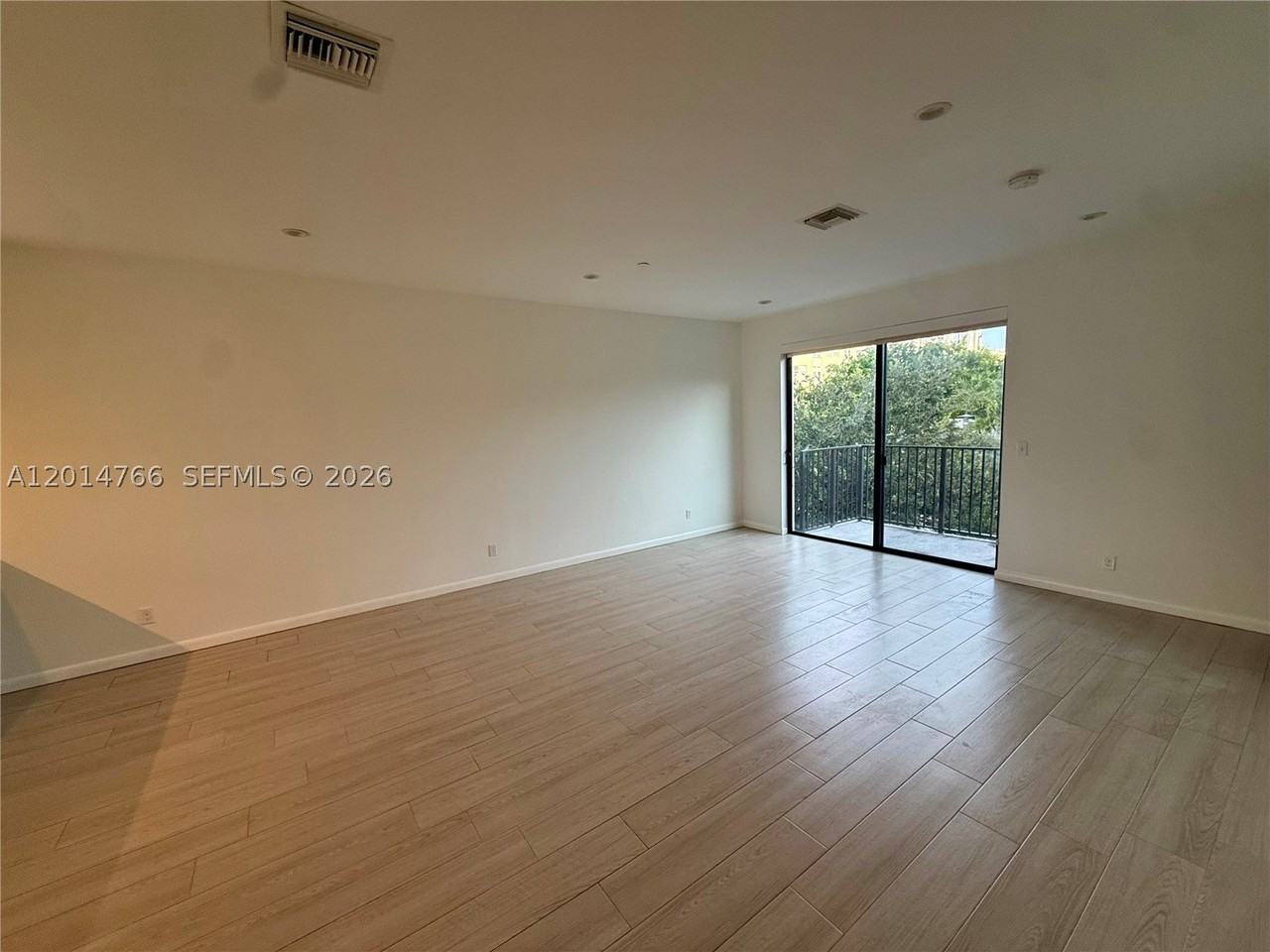 119 Ne 6th St #119 - Photo 6 of 19