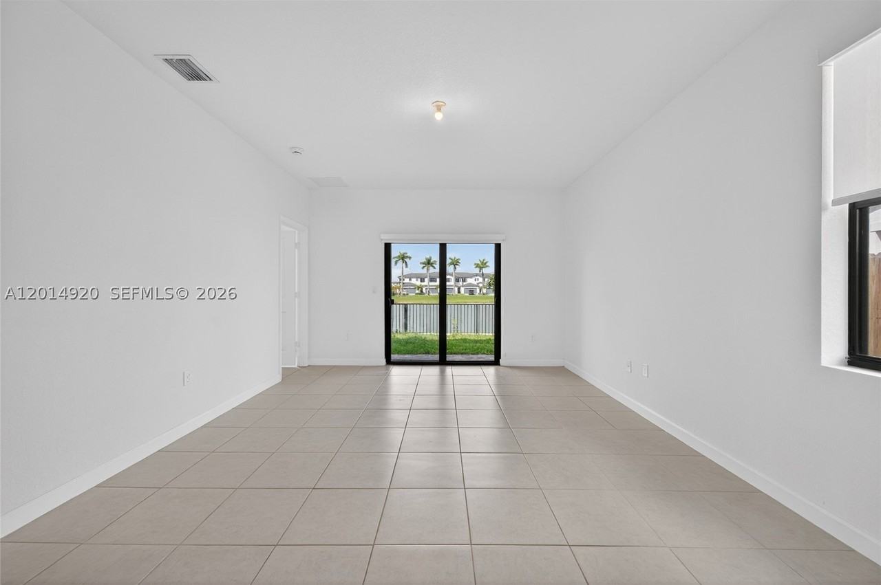 4981 Peacock Way #5838 - Photo 4 of 28
