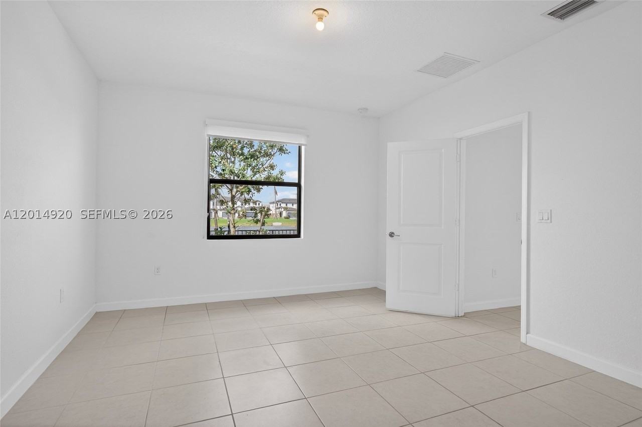 4981 Peacock Way #5838 - Photo 7 of 27