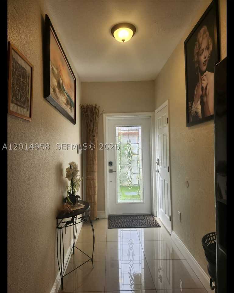 1935 Nw 96th St - Photo 4 of 7