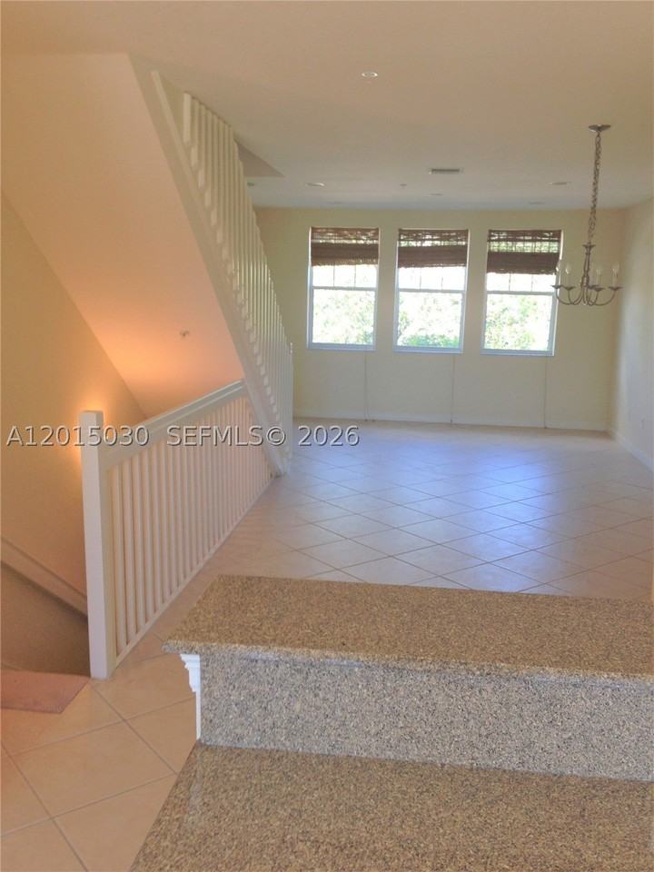 690 Amador Ln #2 - Photo 3 of 50