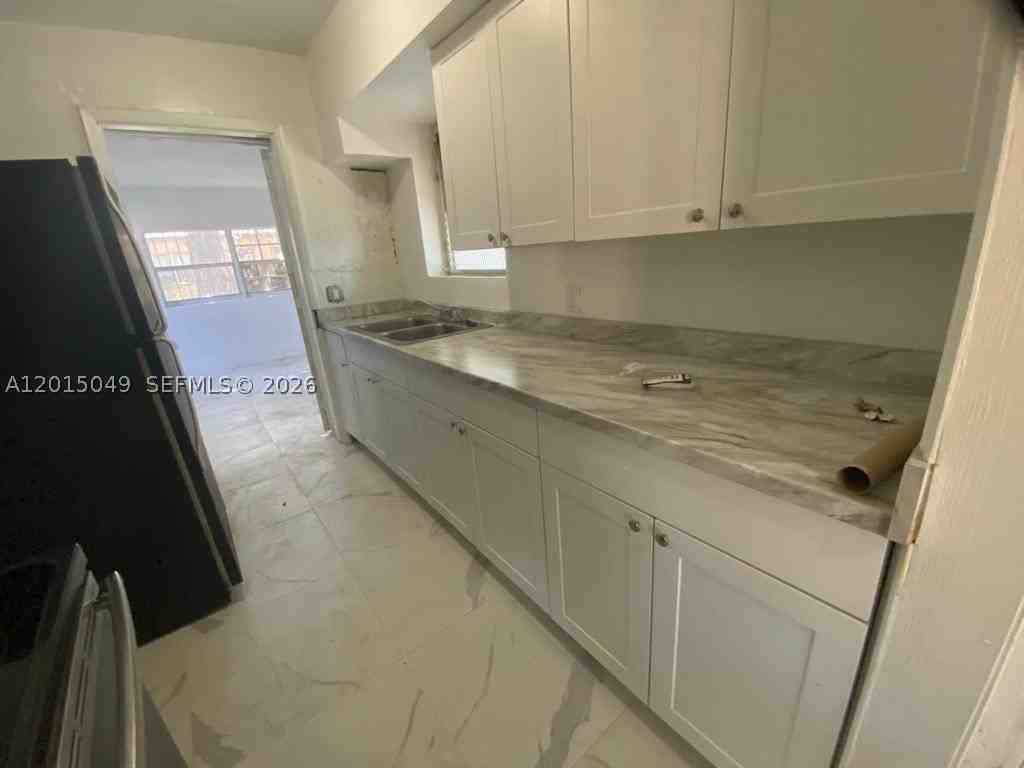 166 Nw 68th Ter #166 - Photo 4 of 11