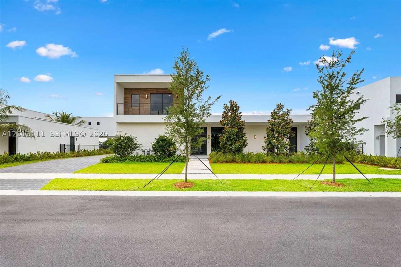 16700 Botaniko Dr N - Photo 2 of 22