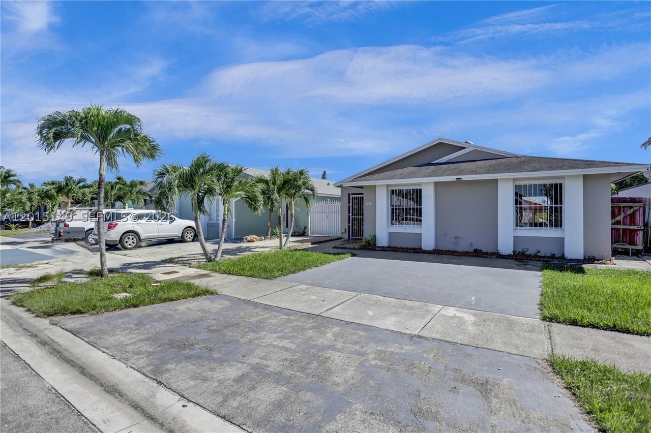 11854 Sw 210th St #X - Photo 3 of 50