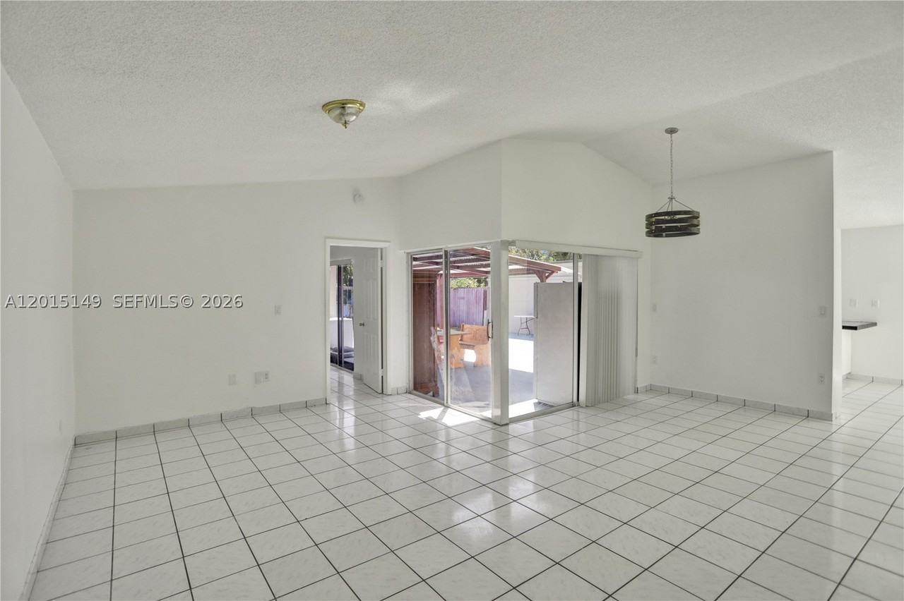 11854 Sw 210th St #X - Photo 7 of 50