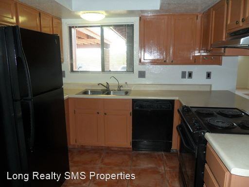 380 W Mustang Rd - Photo 2 of 13