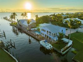 featured image of 474 Peninsula Dr