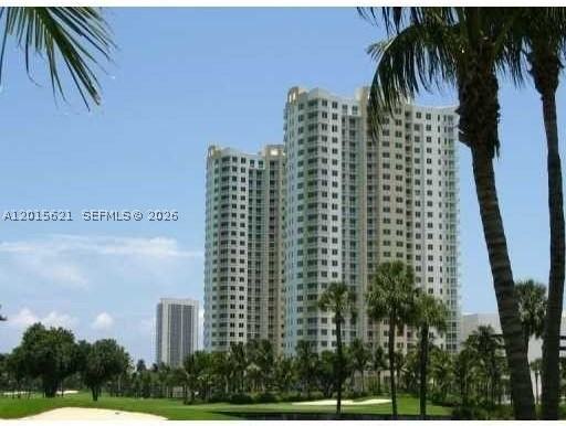 1745 E Hallandale Beach Blvd #802W