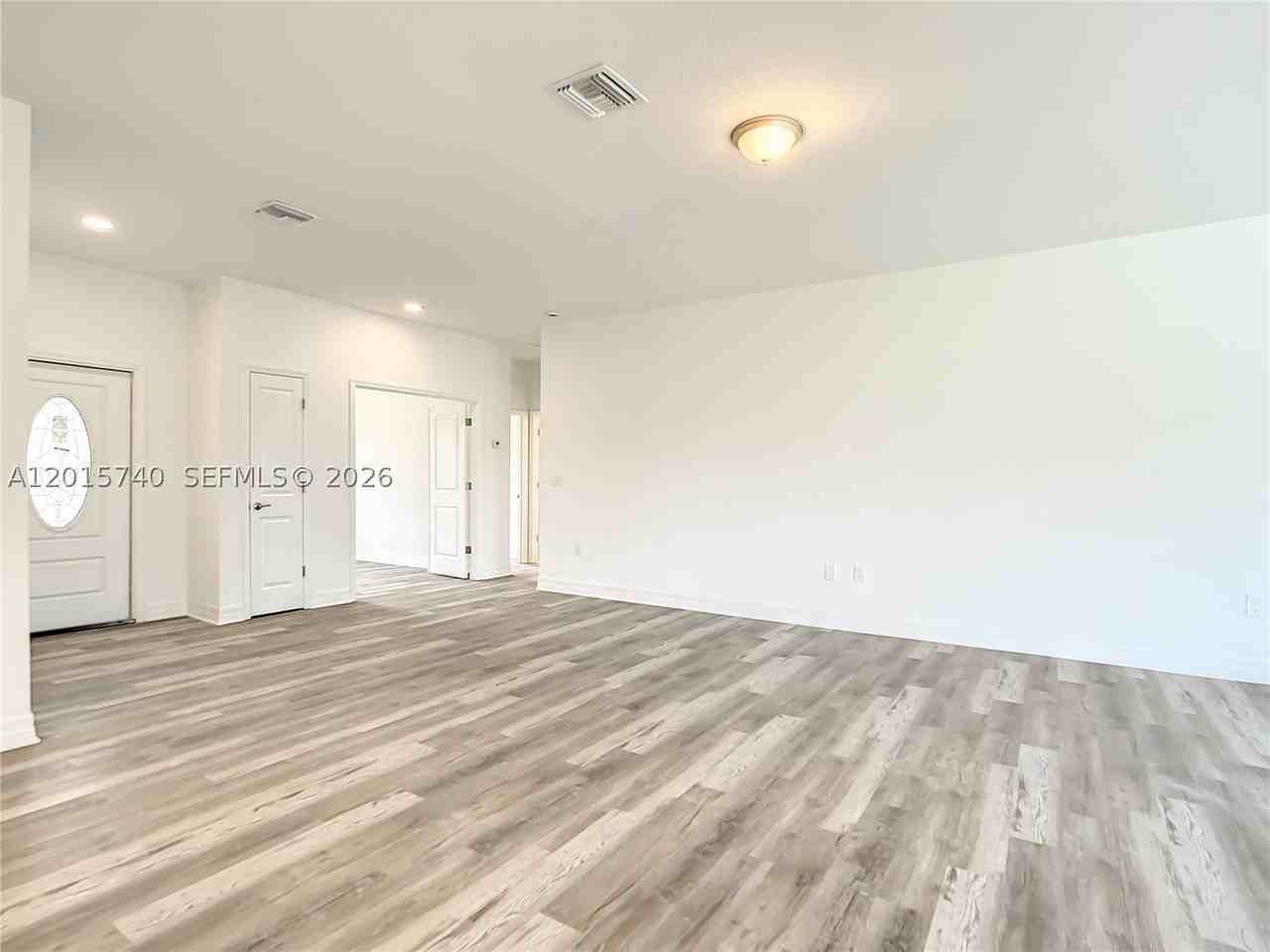 14210 Luxo Ave #0 - Photo 5 of 17