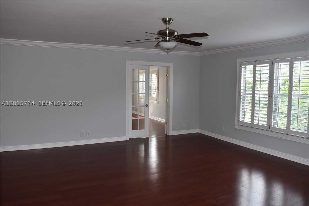 1881 Middle River Dr #402 - Photo 7 of 30