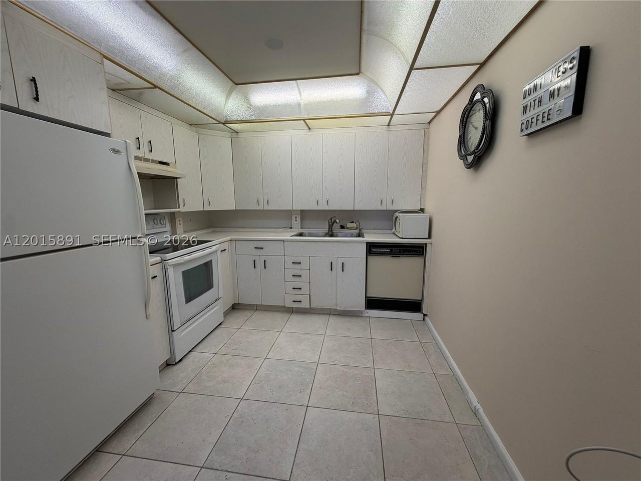 3032 Hythe B #3032 - Photo 6 of 27