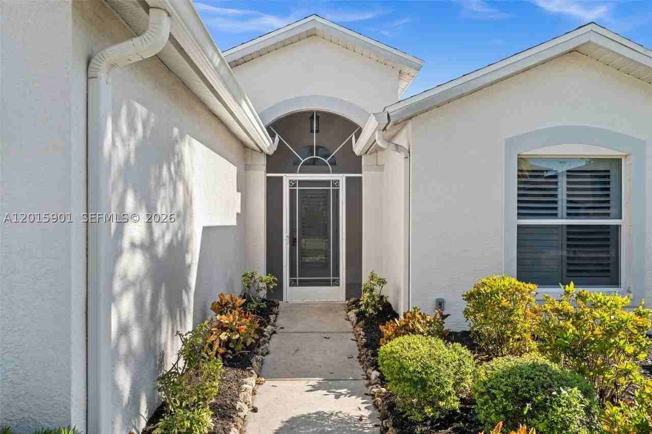 21489 Sheridan Run - Photo 4 of 50