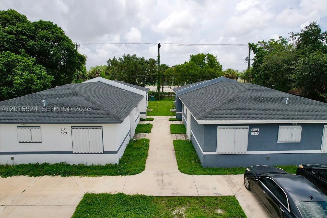 2249 Nw 66th St #2249