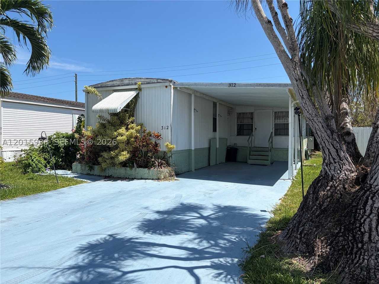 35303 Sw 180th Ave #312 - Photo 2 of 3