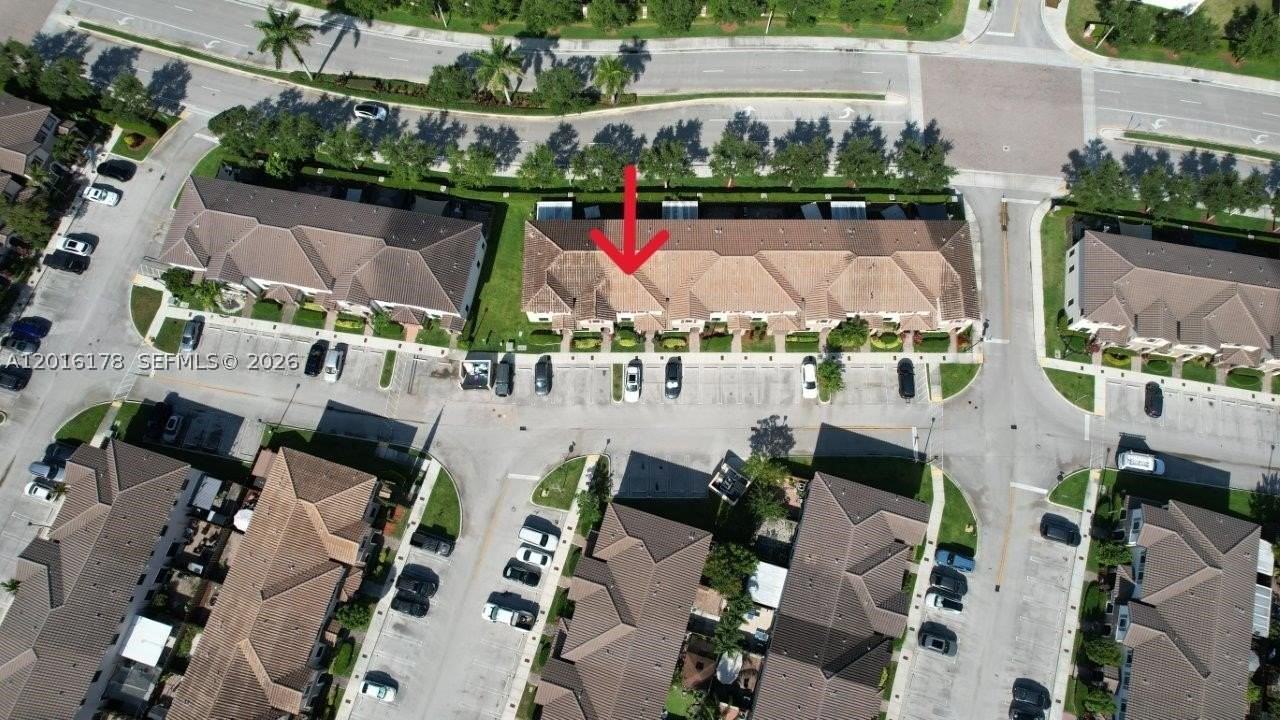 11540 Sw 151st Ave - Photo 3 of 32