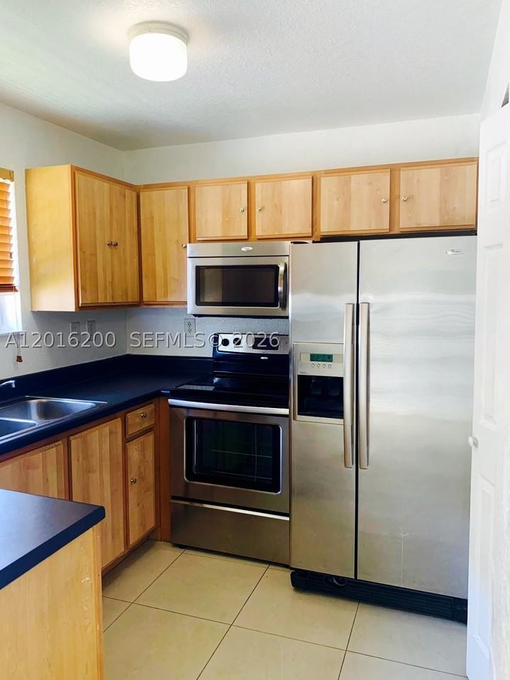 2170 Ne 167th St #1-103 - Photo 3 of 22