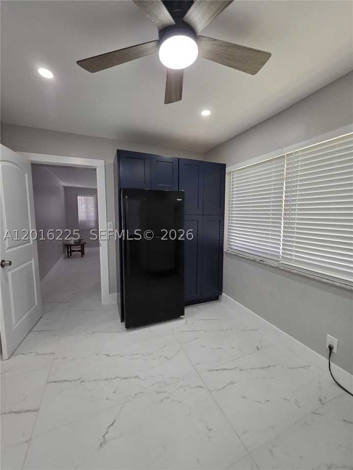 2281 N 56th Ter - Photo 7 of 9