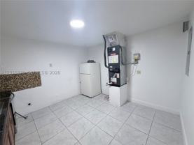 717 Ne 1st St #BACK - Photo 1 of 1