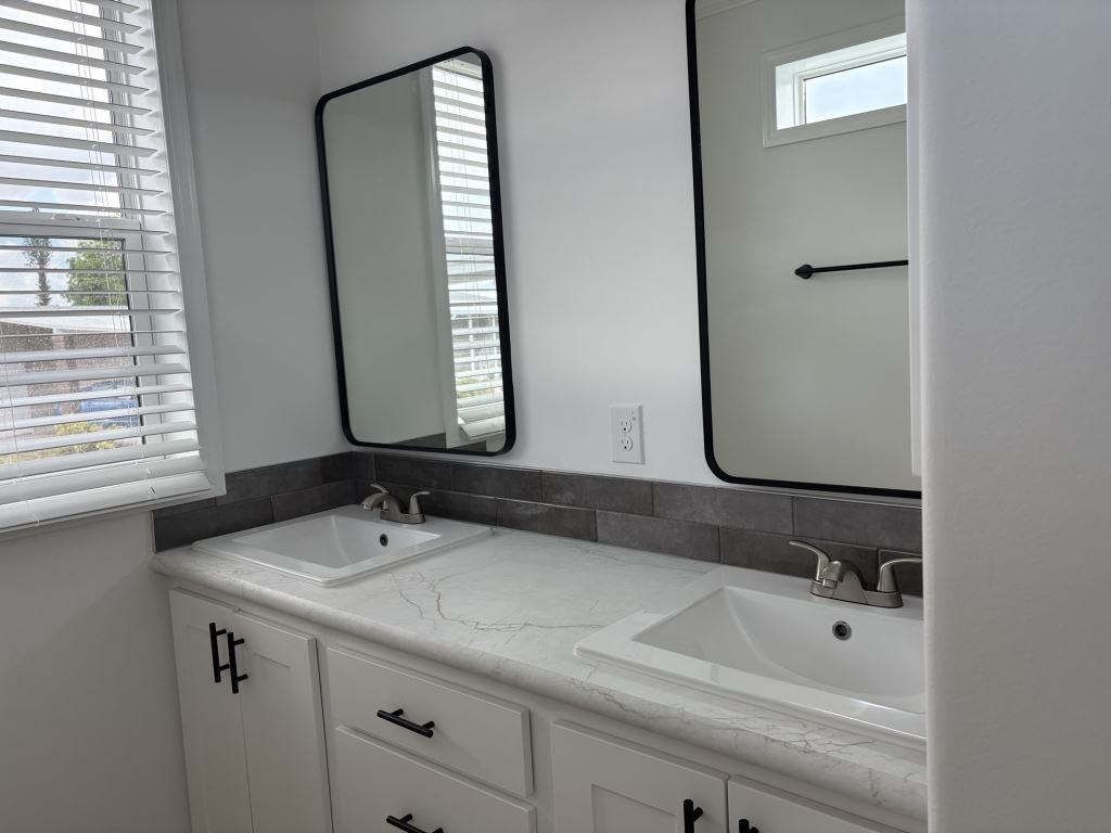 19473 Bermuda Ct - Photo 7 of 32