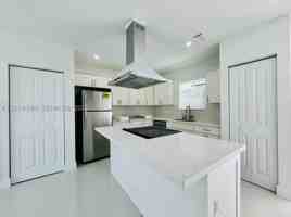 featured image of 8005 Nw 14th Ct #8005