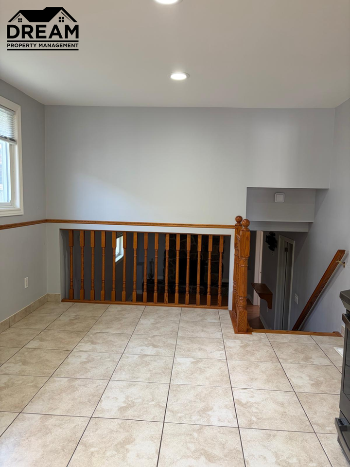 205 Oakburne Pl #1 - Photo 3 of 25