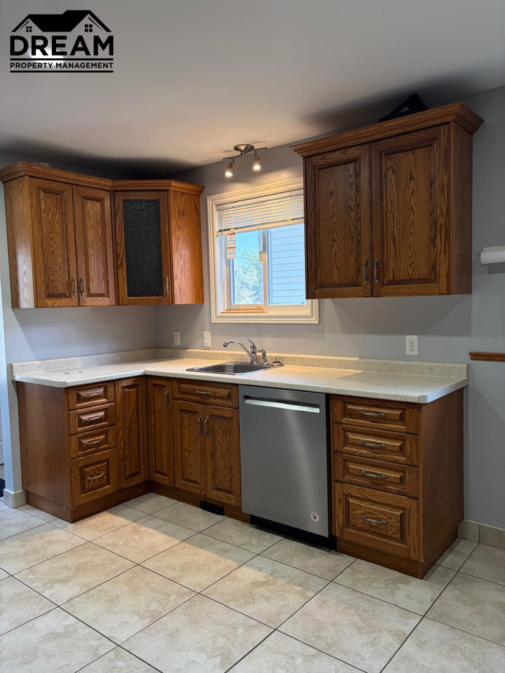205 Oakburne Pl #1 - Photo 5 of 25