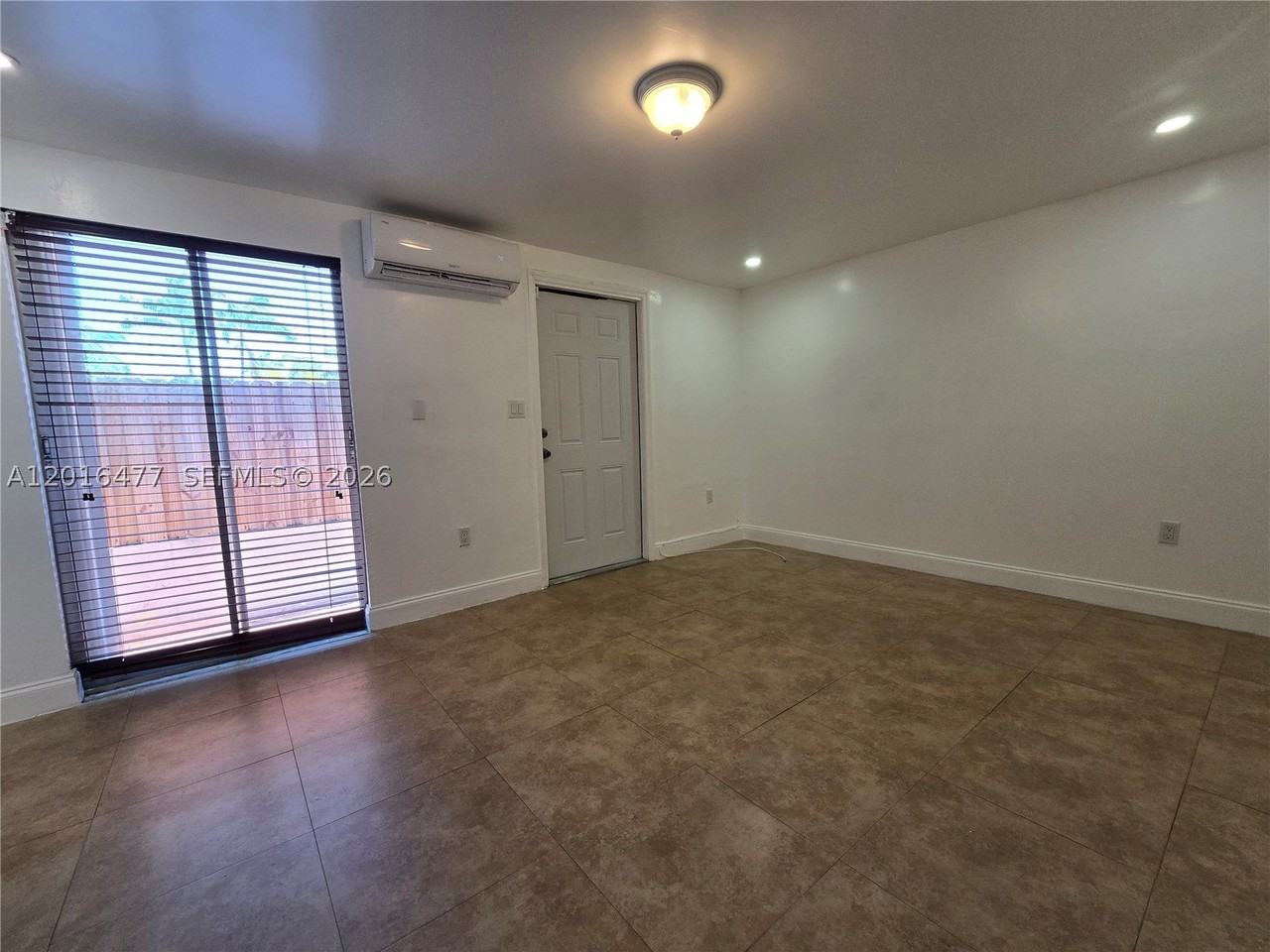 2957 Sw 36th Ct #4 - Photo 3 of 16