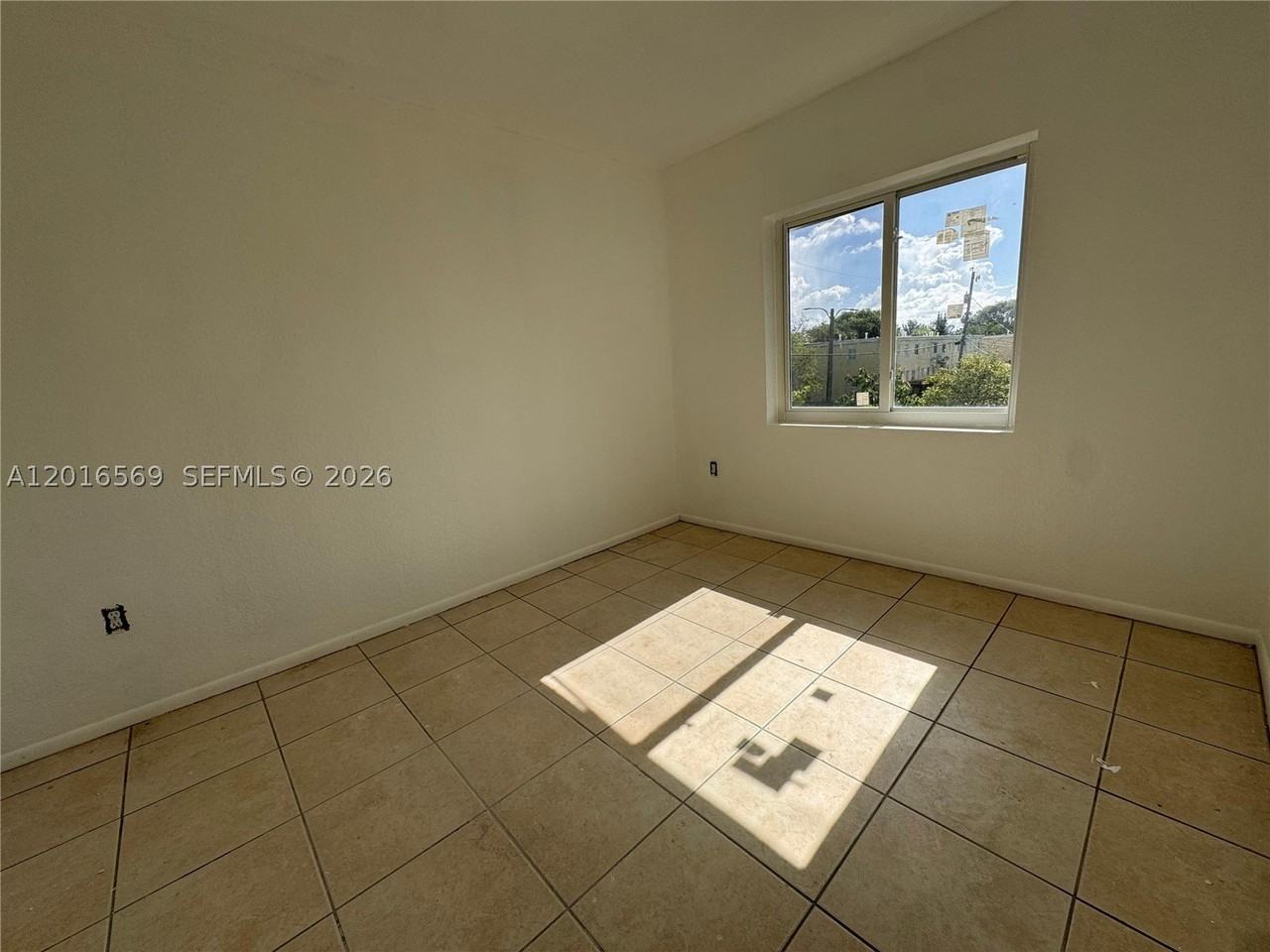 8301 Nw 5th Ave #8301 - Photo 5 of 11