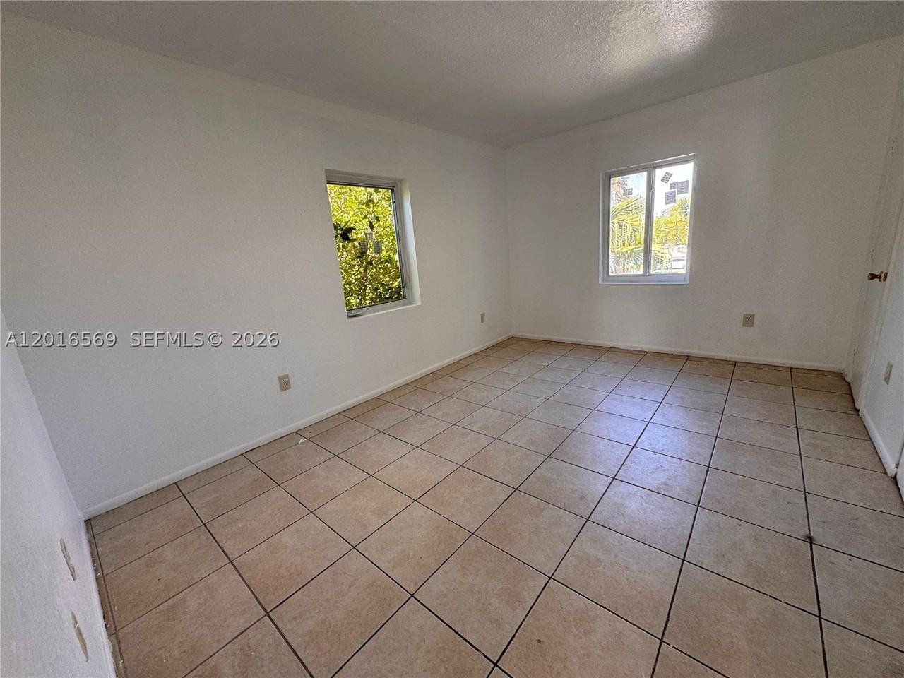 8301 Nw 5th Ave #8301 - Photo 6 of 11