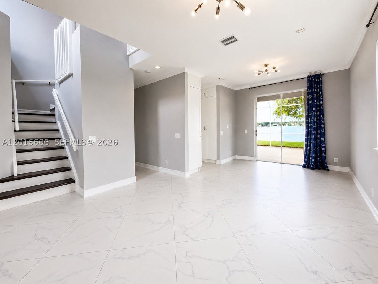 963 Falling Water Rd - Photo 7 of 29