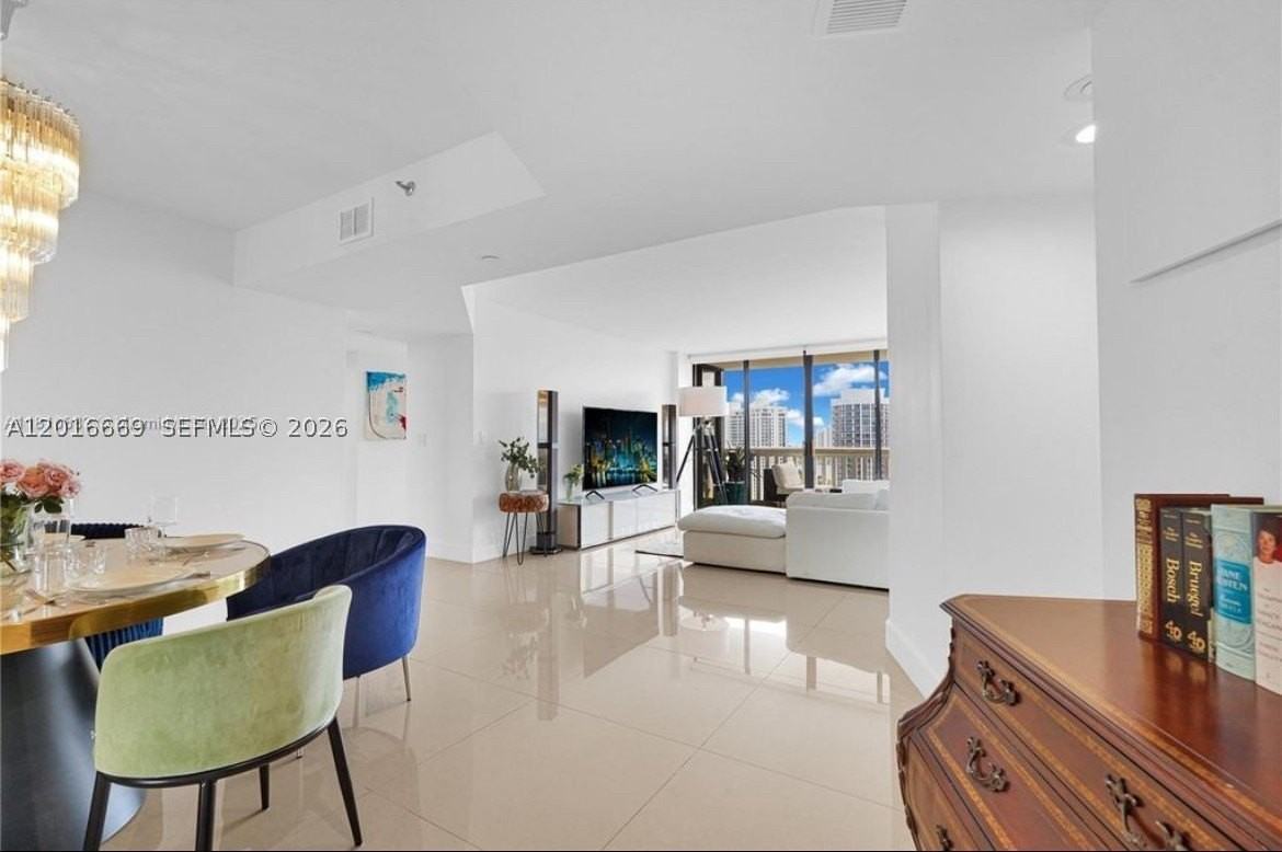 1000 W Island Blvd #2508 - Photo 4 of 50