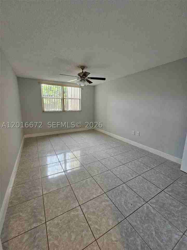 8245 Lake Dr #401 - Photo 7 of 22