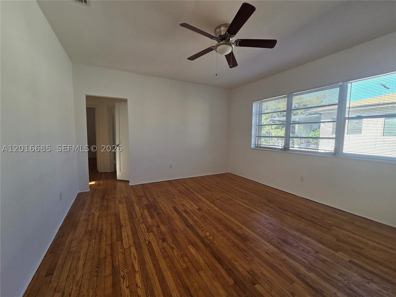 781 Sw 11th St #3 - Photo 3 of 9
