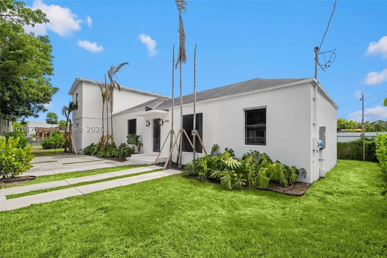 4746 Nw 10th Ave - Photo 5 of 40